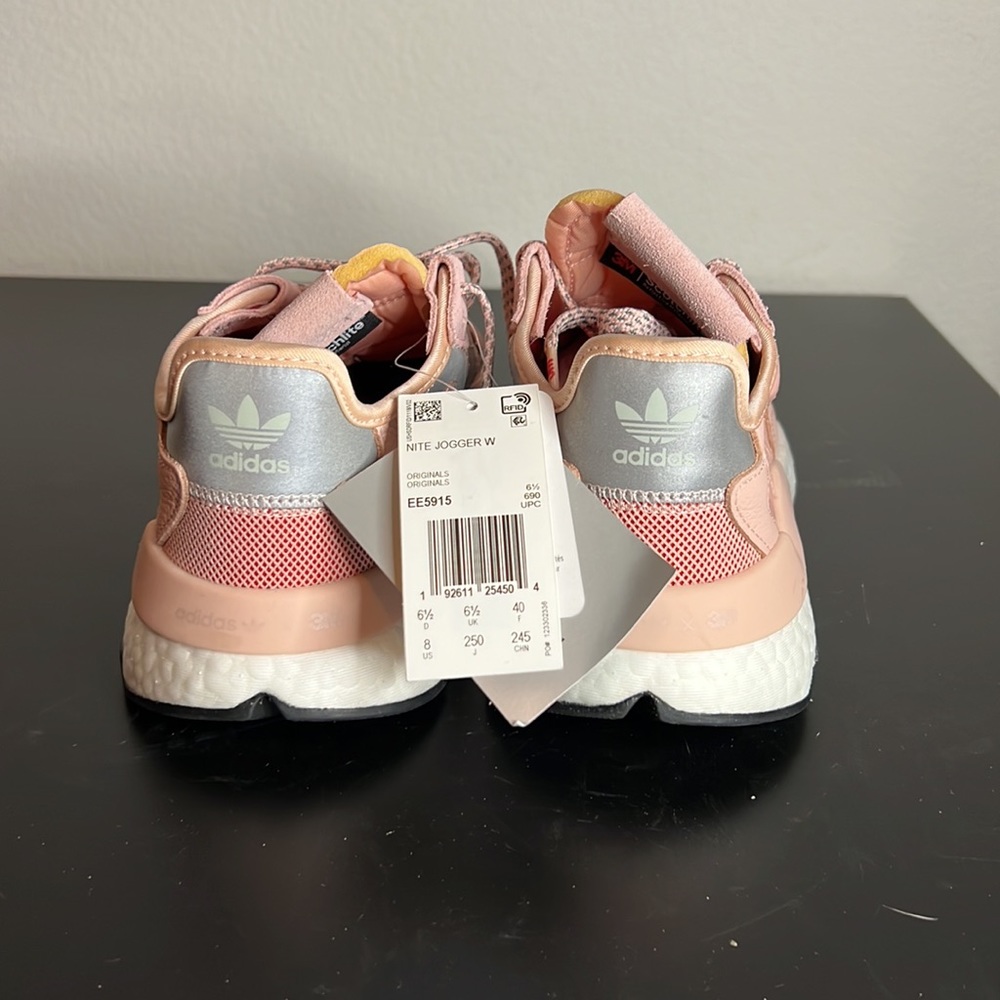 Adidas Nite Jogger running shoes sneakers size 8 pink brand new - Picture 2 of 3